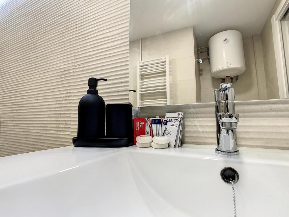 Apartcity Triana Севилья Экстерьер фото
